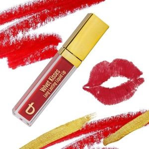 Tori Belle Velvet Kisses